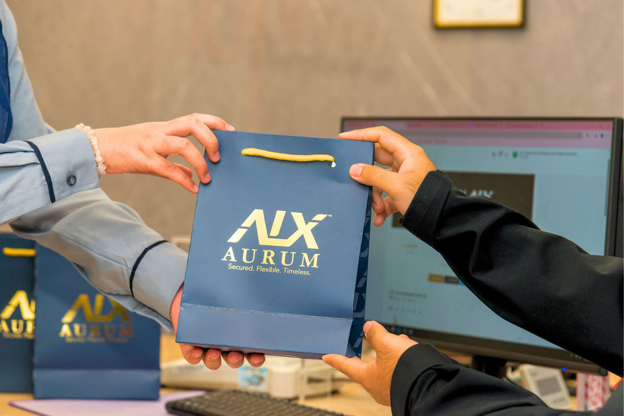 AurumLX bag handover